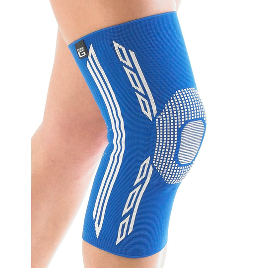NEO G Airflow Plus Knee Support - MEDIUM - Blue - Medical Grade Quality sleeve, Multi Zone Compression, lightweight, breathable, HELPS strains,...
